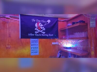 Relax Bar Phi Phi Pirate