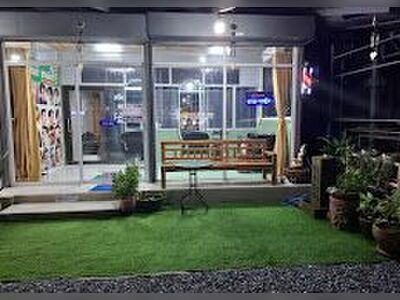 Kwan Beauty Salon and Thai Massage