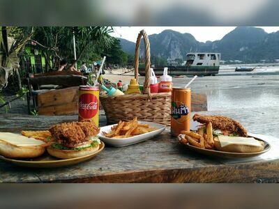 Sunflower Beach Bar