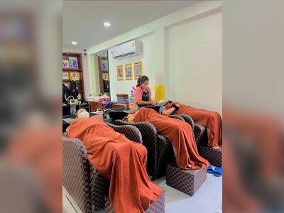 Love Hair House, Sukhothai