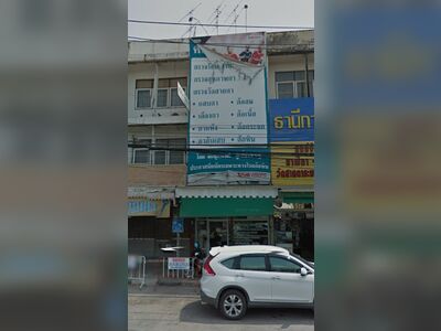 Dr. Chatmongkol Eye Clinic