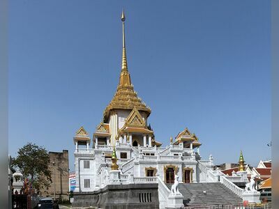 Wat Traimit