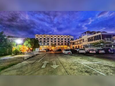 KS Pavilion Hotel