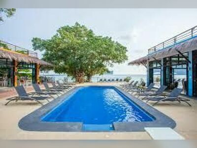 Phi Phi Longbeach Resort & Villa