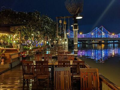 The Riverside Restaurant