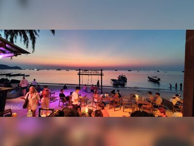 Fishbowl Beach Bar