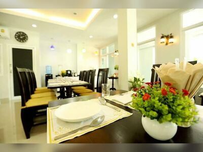 Sirin Boutique i