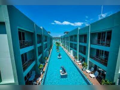 Phi Phi Harbour View Hotel