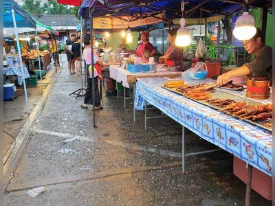 Sangkhlaburi Walking Street