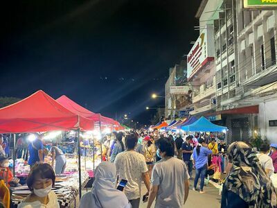 Saturday Night Market, Surat Thani