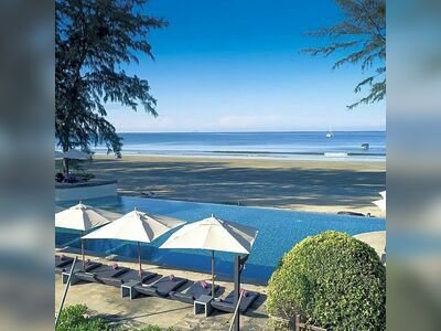 Twin Lotus Resort & Spa