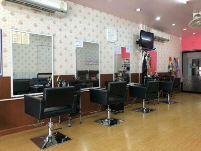 Lucky Salon Hair Care, Sukhothai
