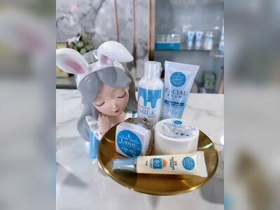 Ladayu Pimple Pressing Clinic