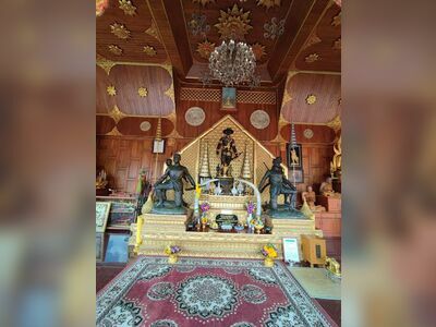 King Taksin Memorial (King Taksin Shipyard)