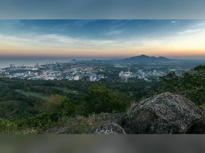 Khao Hin Lek Fai