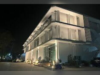 PUNN HOTEL