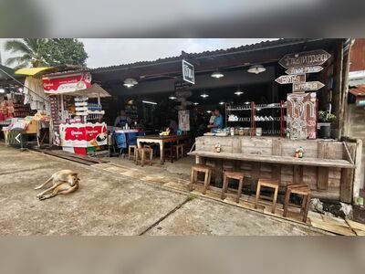Sangkhlaburi Walking Street