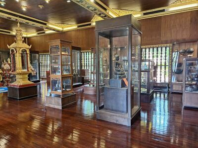 Hoong Luang Saeng Kaew Museum
