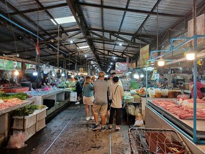Nam Phu Floating Market