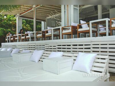 Whitening Restaurant