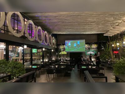 U-Tube Bar & Restaurant