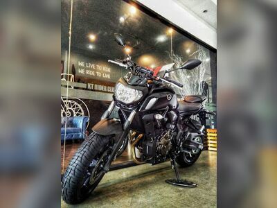 YAMAHA Riders Club Ubon Ratchathani KT Superbike