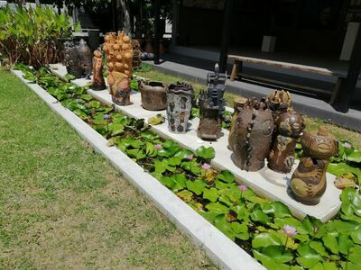 Tavee Ratchaneekorn Art Gallery