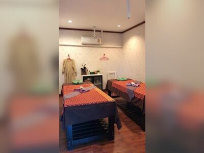 Khun Nuchjira Thai Spa