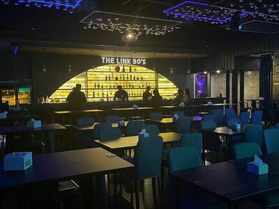 Wine Blah Bar
