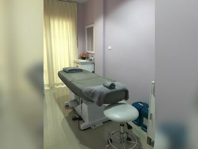 Elegrand Medical Clinic in Lampang