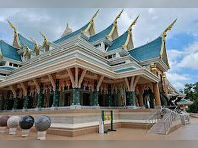 Phu Khon Forest Temple Reclining Buddha Hall
