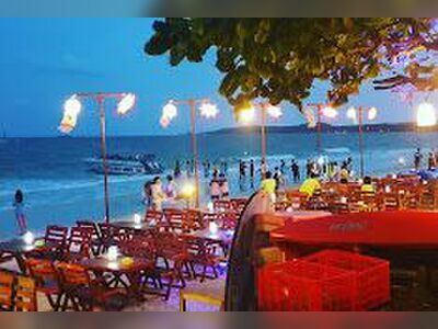 Buddies Bar & Grill