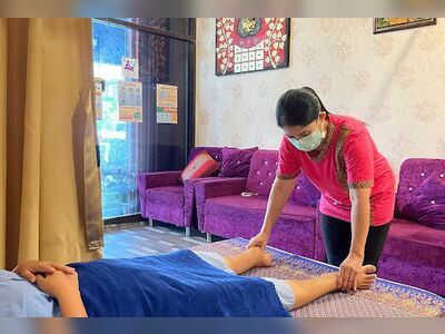 Apinya Massage