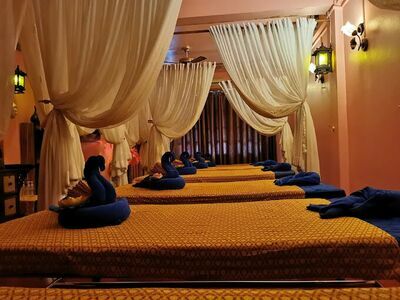 THE HOME STAR Health Massage, Beauty Salon, and Tattoo