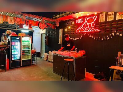 Honeymoon Bar