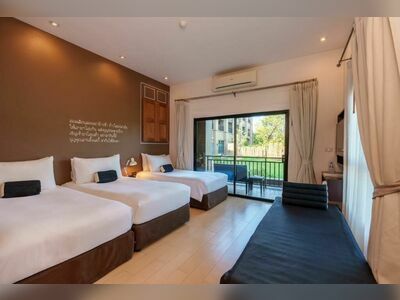 Blu Monkey Brown House Udon Thani