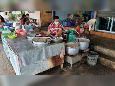 Pa Phrao Khao Piek Shop