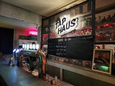 TapHaus Bar & Restaurant in Lampang