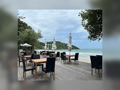 Breeze Restaurant