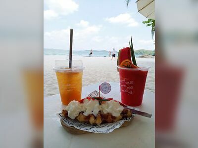 Sea Sky Cafe and Bar