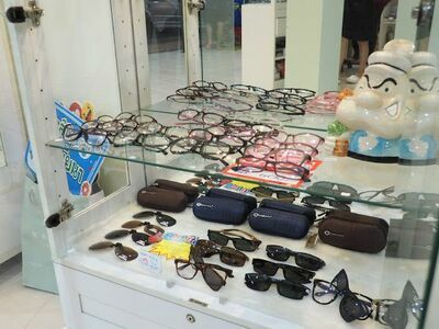 Dr. Naina Eye Clinic