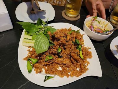 U-Tube Bar & Restaurant