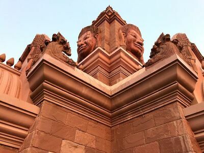 Lampalaymas Temple Hall