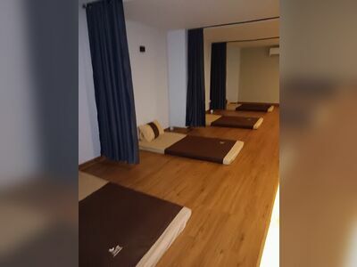 Time Holistic Massage & Spa