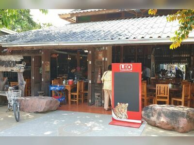 Pelayuan Restaurant, Phetchaburi