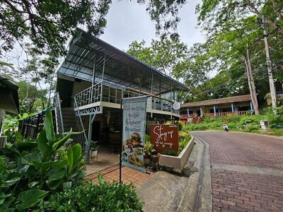 Stay Up Koh Samet