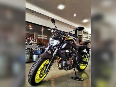 YAMAHA Riders Club Ubon Ratchathani KT Superbike