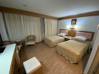 Thewarat Hotel