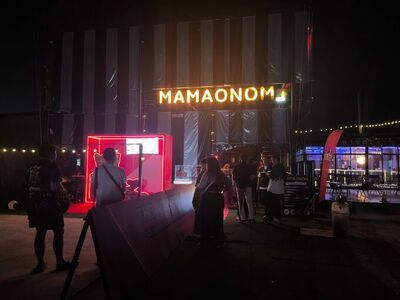 Mamaonom Hangout & Bar (มาเมานม)