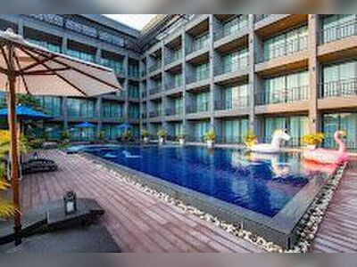 SunCharm Villa Resort